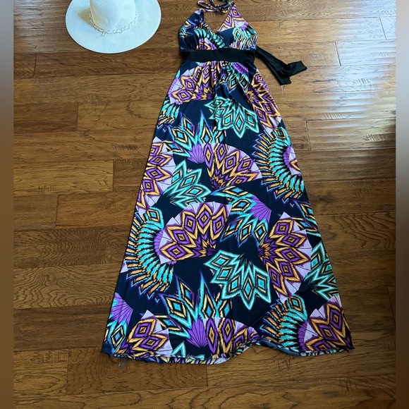 Body Central Halter Maxi‎ Dress size Medium - Picture 1 of 10